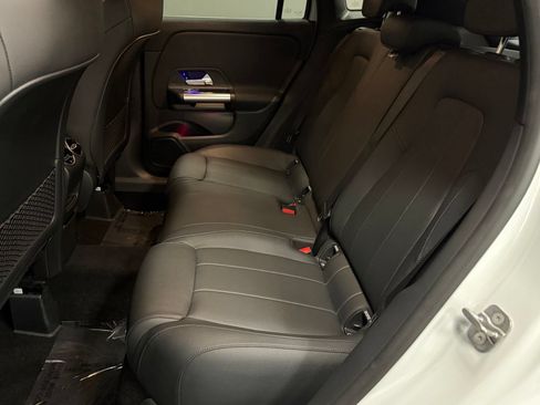 Certified 2023 Mercedes-Benz GLA 250 4MATIC image 39