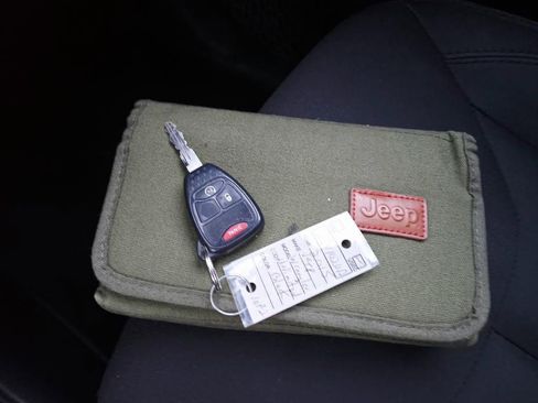 Used 2015 Jeep Wrangler Unlimited Sport w/ Quick Order Package 24S image 30