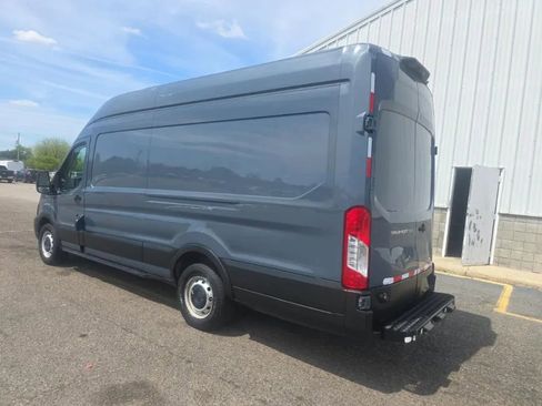 Used 2020 Ford Transit 250 148 High Roof Extended image 2