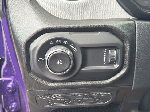 Used 2026 Jeep Wrangler Sport AWD/4WD image 14