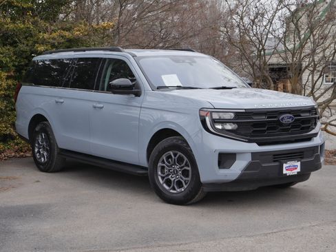 Certified 2025 Ford Expedition Max Active image 33