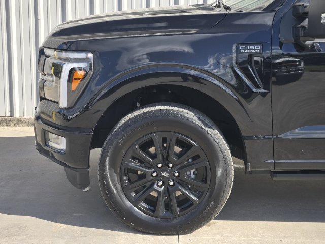 Used 2025 Ford F150 Platinum w/ FX4 Off-Road Package AWD/4WD image 13