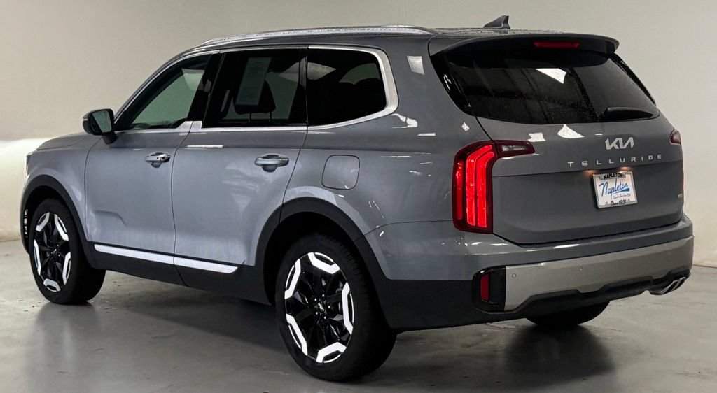 Used 2025 Kia Telluride S AWD/4WD image 4