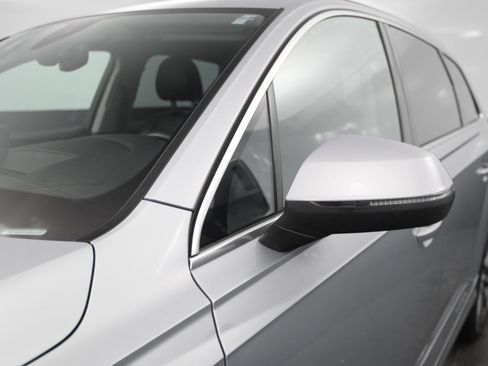 Used 2018 Audi Q7 3.0T Prestige image 12