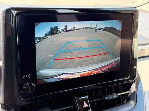 Used 2025 Toyota Corolla LE FWD image 15