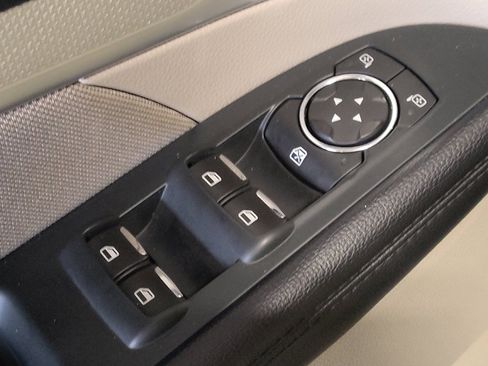 Used 2018 Ford Explorer FWD image 27