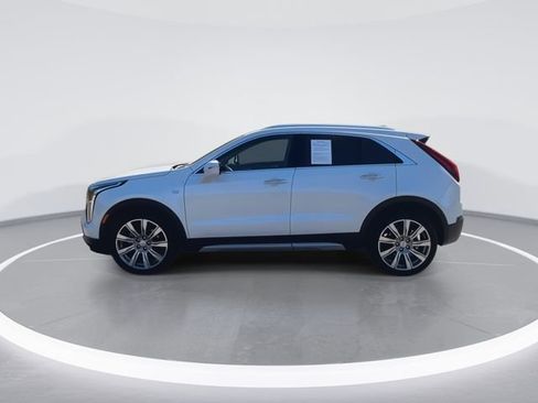 Used 2023 Cadillac XT4 Premium Luxury w/ Cold Weather Package image 7