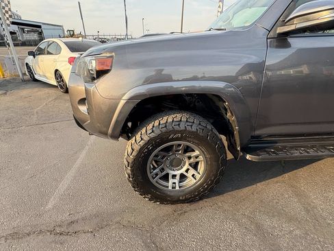 Used 2016 Toyota 4Runner SR5 Premium AWD/4WD image 6