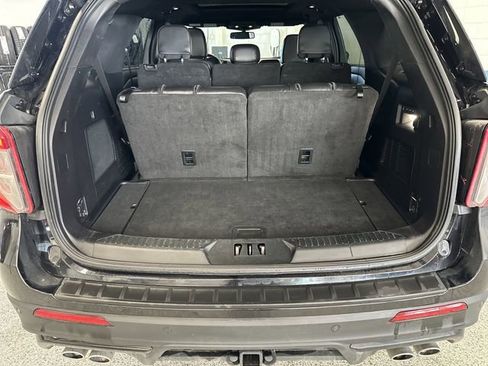 Used 2021 Ford Explorer ST image 16