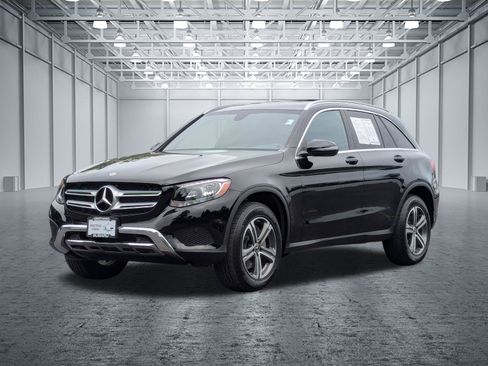 Used 2019 Mercedes-Benz GLC 300 4MATIC image 9