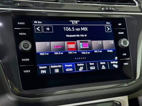 Used 2024 Volkswagen Tiguan SE R-Line AWD/4WD image 6