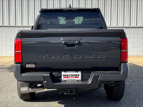 New 2025 Toyota Tacoma TRD Off-Road image 5