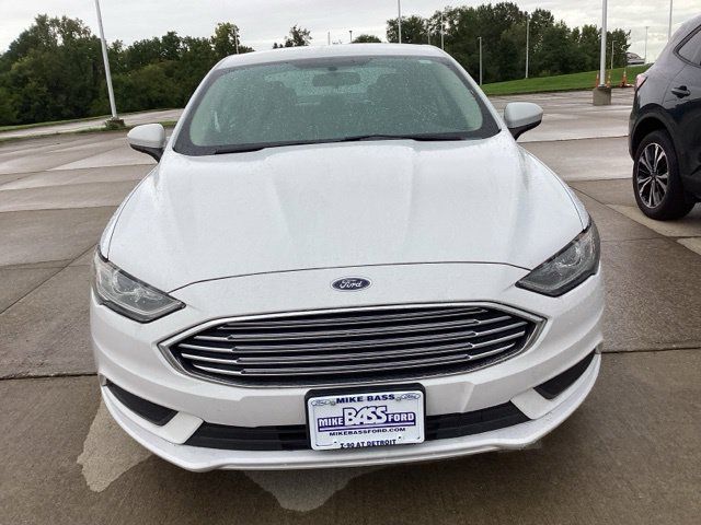 Used 2018 Ford Fusion S FWD image 2