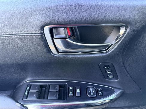 Used 2014 Toyota Avalon XLE Touring FWD image 27