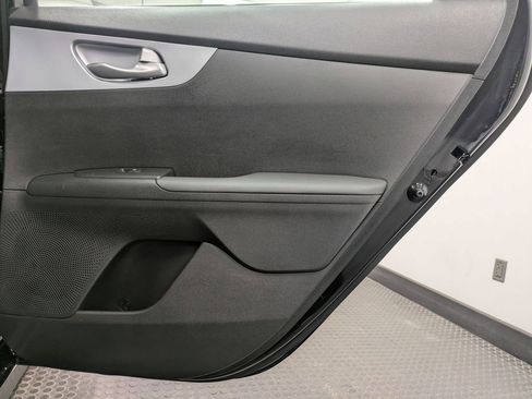 Used 2023 Kia Forte LXS image 26