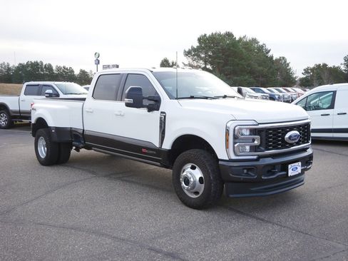 Used 2024 Ford F350 King Ranch image 3