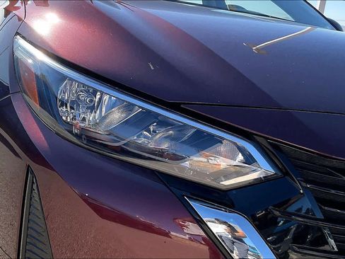 Used 2024 Nissan Sentra SV image 27