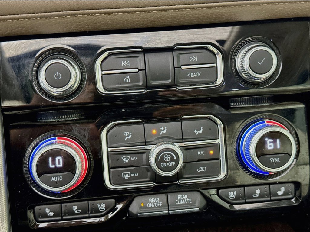 Used 2021 GMC Yukon Denali RWD image 19