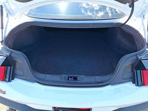 Used 2025 Ford Mustang GT RWD image 25
