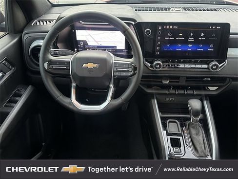 Certified 2025 Chevrolet Colorado LT w/ LT Convenience Package image 11