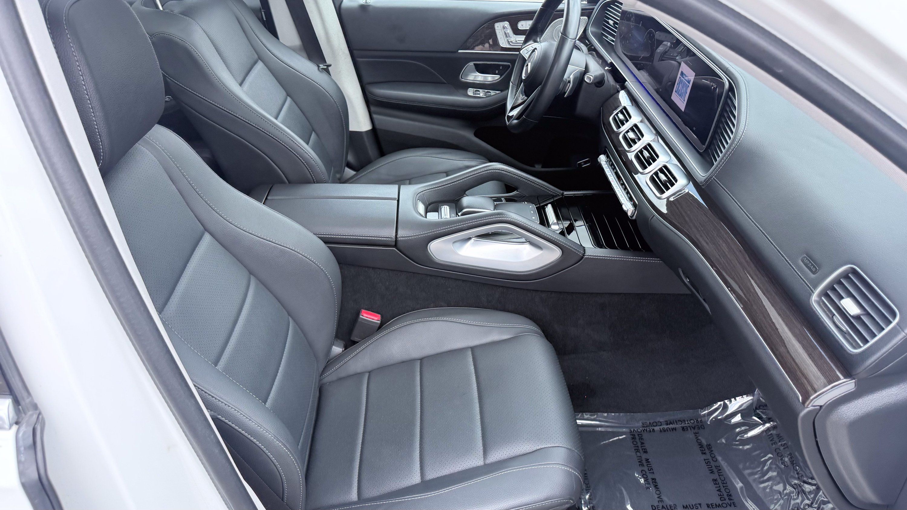 Used 2024 Mercedes-Benz GLS 450 4MATIC image 57