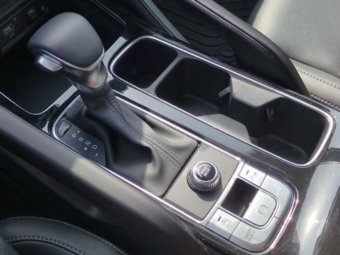 Used 2025 Kia Telluride S image 25