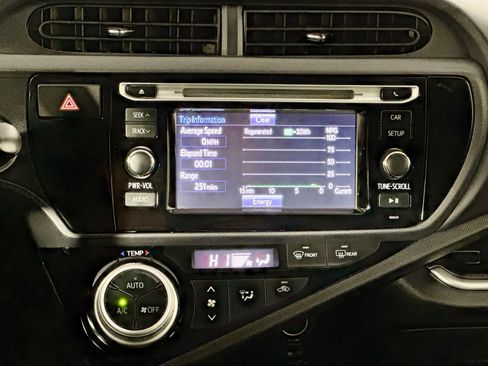 Used 2016 Toyota Prius C Two image 23