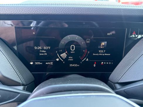 Used 2025 GMC Yukon Denali AWD/4WD image 21