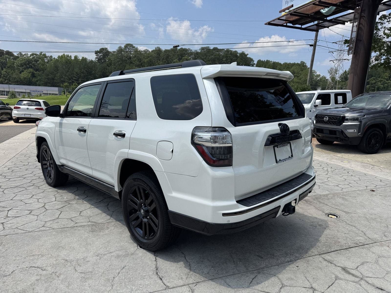 Used 2019 Toyota 4Runner Limited AWD/4WD image 11