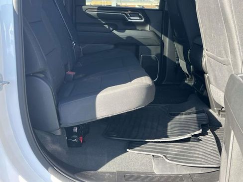 Used 2024 Chevrolet Silverado 2500 LT image 21