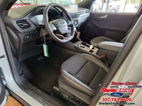 New 2025 Ford Escape ST-Line w/ Equipment Group 301A FWD image 2