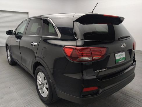 Used 2020 Kia Sorento L FWD image 5