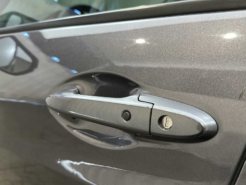 Used 2021 Honda HR-V EX image 14