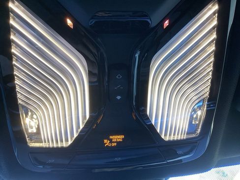 Used 2022 BMW X5 sDrive40i w/ M Sport Package image 70