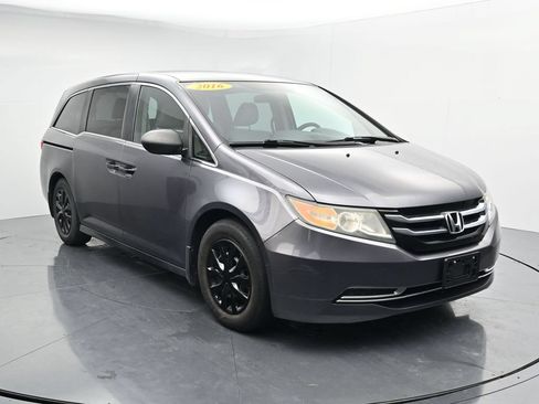 Used 2016 Honda Odyssey LX image 2