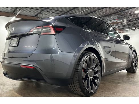 Used 2022 Tesla Model Y Performance AWD/4WD image 14