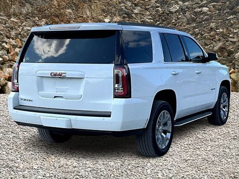 Used 2016 GMC Yukon SLT w/ Open Road Package image 2