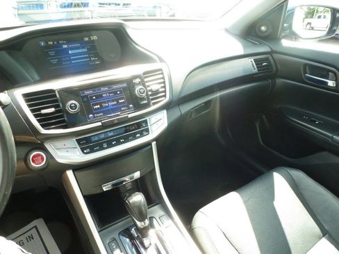 Used 2014 Honda Accord EX-L image 24