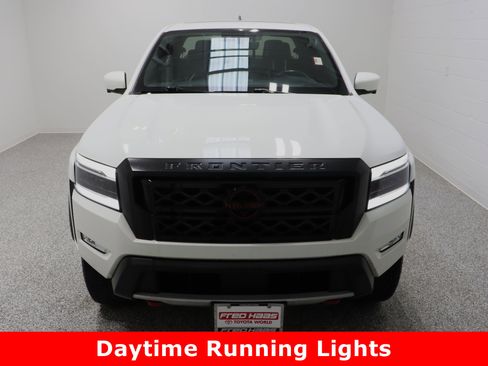 Used 2023 Nissan Frontier PRO-4X w/ Pro-4X Premium Package image 3