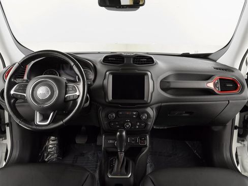 Certified 2023 Jeep Renegade Trailhawk w/ Trailhawk Elite Group image 2