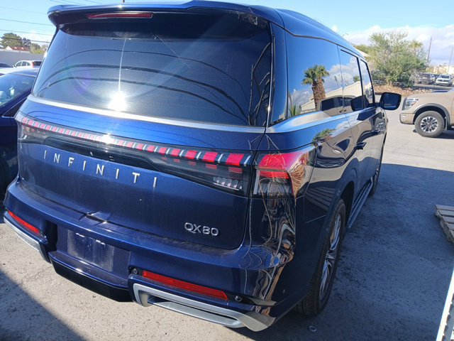 Certified 2025 INFINITI QX80 Luxe RWD image 4
