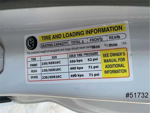 Used 2019 Ford Transit 150 XLT image 21