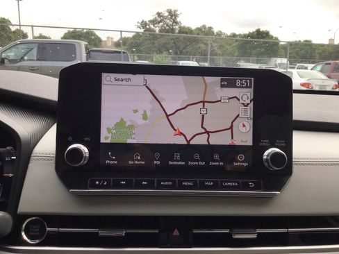 Used 2023 Mitsubishi Outlander SEL FWD image 3