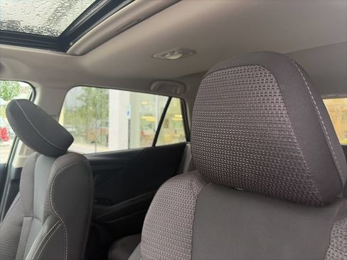 Used 2025 Subaru Outback Premium AWD/4WD image 24
