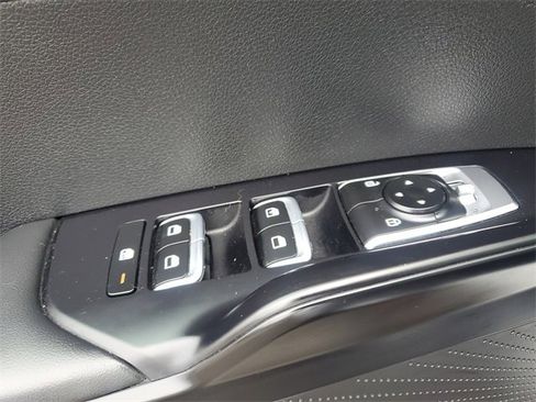 Used 2023 Kia K5 LXS image 22