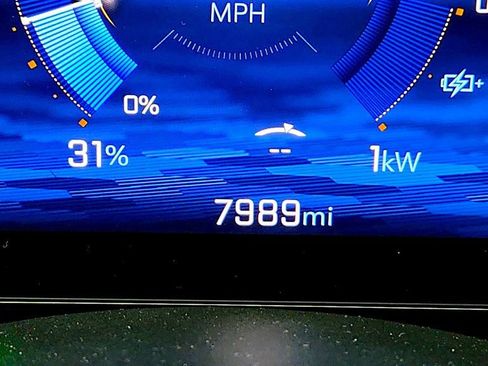 Used 2024 Chevrolet Equinox EV LT FWD image 15
