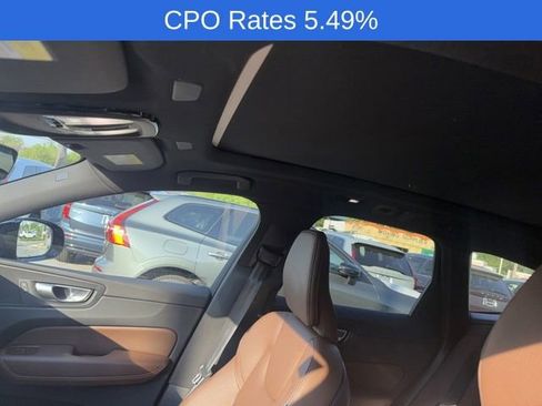 Certified 2023 Volvo XC60 B5 Plus w/ Climate Package AWD/4WD image 19