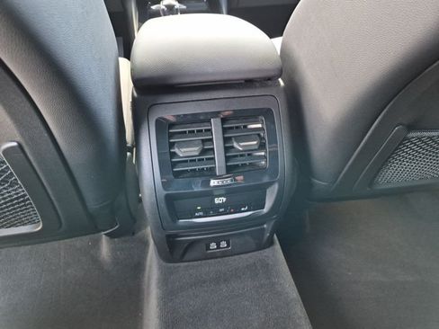 Used 2024 BMW X3 sDrive30i w/ Premium Package RWD image 18