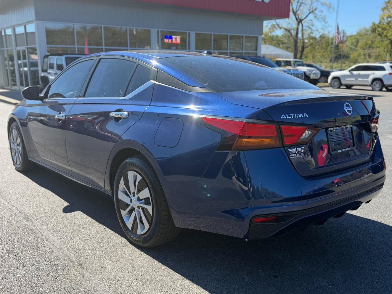 Used 2020 Nissan Altima 2.5 S FWD image 3