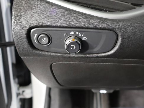 Used 2024 Chevrolet Malibu LT image 31